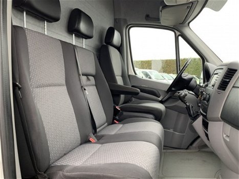 Volkswagen Crafter - 2.0 TDI 136 PK / L2H2 / 3.5 TON TREKHAAK / INRICHTING / TREKHAAK / AIRCO / CRUI - 1