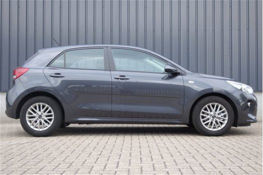 Kia Rio - 1.0 T-GDI DESIGN EDITION NAVI/ AIRCO/ CRUISE/ LMV RIJKLAAR - 1