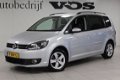 Volkswagen Touran - 2.0 TDI Highline 7P | DSG | Navi | Camera | Trekhaak - 1 - Thumbnail