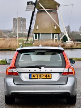 Volvo V70 - 1.6 D2 Nordic+ Dealer onderhouden, Leder, Navigatie - 1