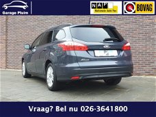 Ford Focus - 1.6/Parkeersensoren/LM-velgen/Getint glas/Nieuwe distributieriem