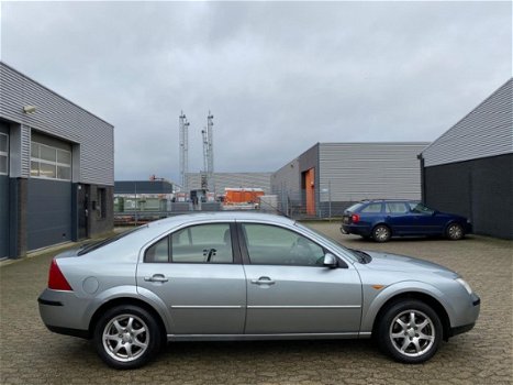 Ford Mondeo - 1.8-16V Collection CLIMA, NAVI, PDC, APK, NAP - 1