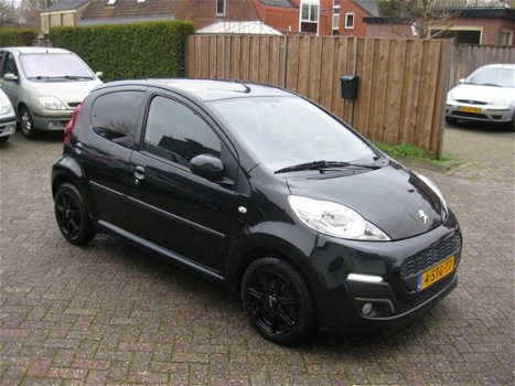 Peugeot 107 - 1.0 68PK 5D Active - 1