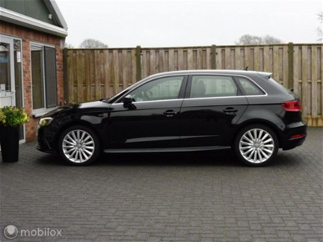 Audi A3 Sportback - 1.4 e-tron PHEV S-LINE BINNEN/BUITEN - 1