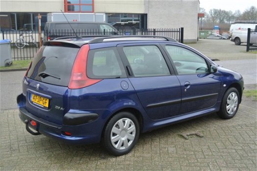 Peugeot 206 SW - 1.4 X-line airco apk 16-10-2020 inruil mogelijk nap - 1