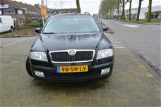 Skoda Octavia Combi - 2.0 FSI Elegance AUTOMAAT MET APK