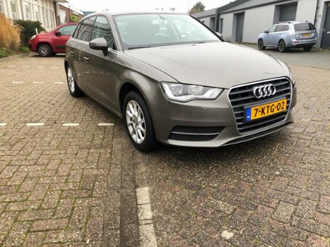 Audi A3 Sportback - 1.4 TFSI Attraction Pro Line - 1