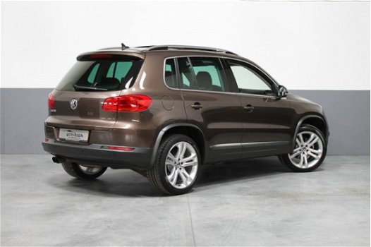 Volkswagen Tiguan - 1.4 TSI 160pk Xenon Navi Panoramadak - 1