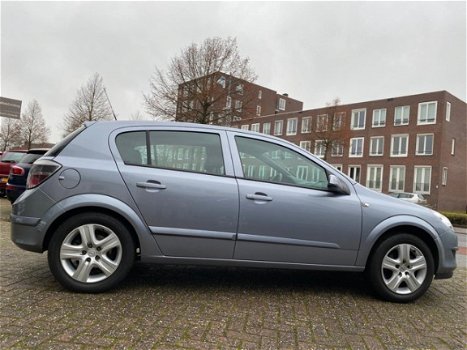 Opel Astra - 1.6 Business 1e Eigenaar. Nieuwstaat - 1