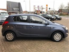 Hyundai i20 - 1.2i Business Edition Airco / Multif.sw / 5 Deurs / Aux / Isofix / Usb / Star Grey-edi