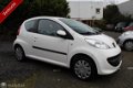 Peugeot 107 - 1.0-12V 3-Drs XS Urban Move Airco Centr.Deurvergr. Elek.Ramen Toerenteller Stuurbekr. - 1 - Thumbnail