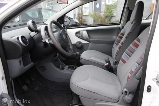 Citroën C1 - 1.0-12V 3-Drs Ambiance Facelift Airco Centr.Deurvergr. Elek.Ramen Toerenteller Stuurbek - 1