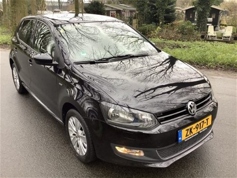 Volkswagen Polo - 1.2-12V AIRCO|NAVI|5DRS|APK JUINI-2021 - 1