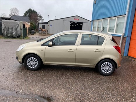 Opel Corsa - 1.0-12V Essentia - 1