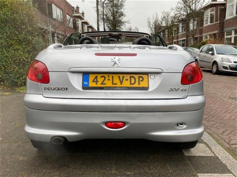 Peugeot 206 CC - 1.6-16V Automaat Leder Airco - 1