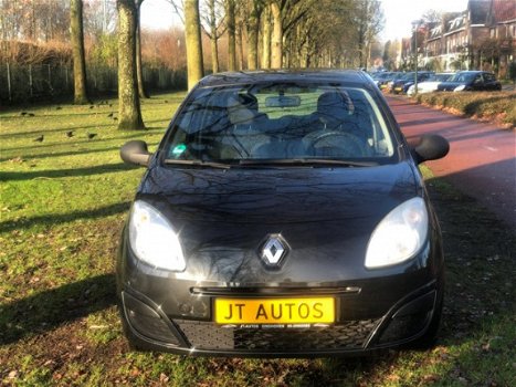 Renault Twingo - 1.2 Authentique airco 2jaarapk nette autodealer auto - 1