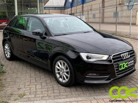 Audi A3 Sportback - 1.4 TFSI PRO LINE XENON AIRCO PDC - 1