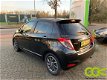 Toyota Yaris - 1.3 VVT-i Executive Led, Navi, Automaat - 1 - Thumbnail