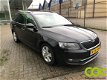 Skoda Octavia - 1.6 TDI Navi, Leer, Xenon, PDC, Keyless - 1 - Thumbnail