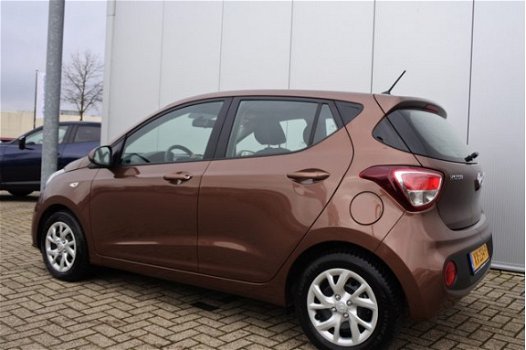 Hyundai i10 - 1.0i Comfort | Rijklaar zonder afleveringskosten | Airco | Cruise Control | Mistlampen - 1