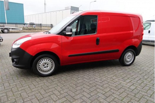 Opel Combo - 1.4i Benzine Airco Schuifdeur BTW/BPM vrij Distributie nieuw Elektrisch pakket Boekjes - 1