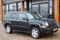 Jeep Patriot - 2.4 Sport Liberty 4x4 Autotel. Getint glas Cruise Control - 1 - Thumbnail