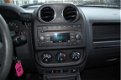 Jeep Patriot - 2.4 Sport Liberty 4x4 Autotel. Getint glas Cruise Control - 1 - Thumbnail