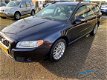 Volvo V70 - 2.5T Momentum, clima, cruise, navi, PDC, leer, 200 pk - 1 - Thumbnail