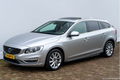 Volvo V60 - 2.0 D4 180pk Automaat Summum Zwart leder/Schuifdak/Trekhaak - 1 - Thumbnail