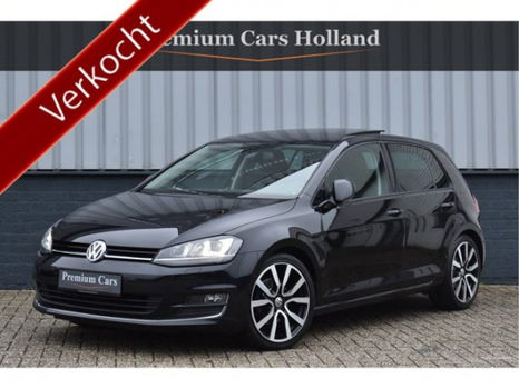 Volkswagen Golf - 1.4 TSI Highline 140 Pk Pano Leder Navi Trekhaak DCC Xenon 18 Inch - 1