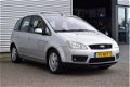 Ford Focus C-Max - 2.0-16V GHIA OPENDAK PDC CLIMA KEYLESS TREKHAAK 172DKM - 1 - Thumbnail