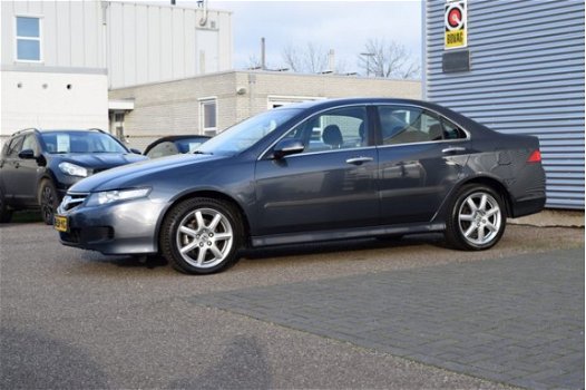 Honda Accord - 2.0i COMFORT 155PK AIRCO 17