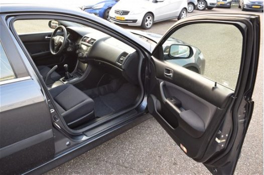 Honda Accord - 2.0i COMFORT 155PK AIRCO 17