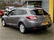 Renault Mégane Estate - TCe 115 Limited / Navigatie / Trekhaak / NL-Auto - 1 - Thumbnail