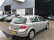 Opel Astra - 1.6 Essentia Airco/ Cruise/ 5Dr/ MFC/ APK - 1 - Thumbnail