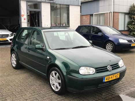 Volkswagen Golf - 1.6 Master Edition AUT/ Cruise/ 5Dr/ NAP - 1