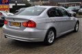 BMW 3-serie - 318i '65DKM, XENON, OPENDAK, M-SPORT, COMPL HISTORIE, NAVI' - 1 - Thumbnail