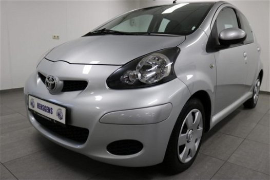 Toyota Aygo - 1.0-12V Cool - 1