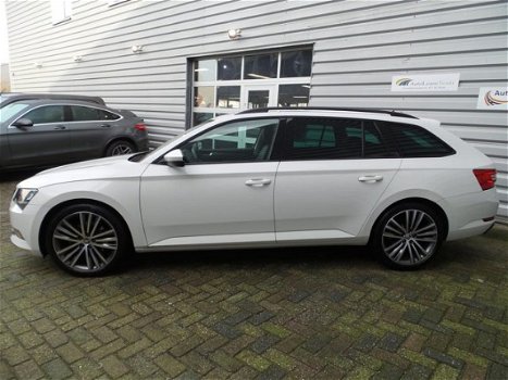 Skoda Superb Combi - 1.6 TDI Active Business OUTLET STUNTPRIJS - 1