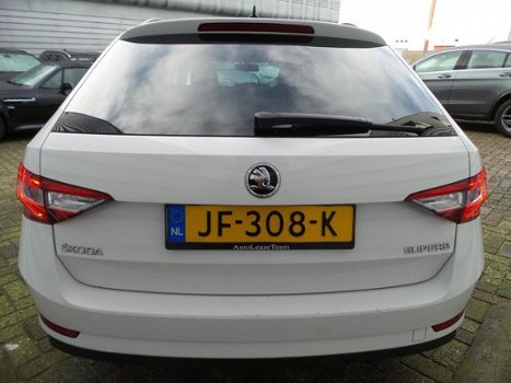 Skoda Superb Combi - 1.6 TDI Active Business OUTLET STUNTPRIJS - 1