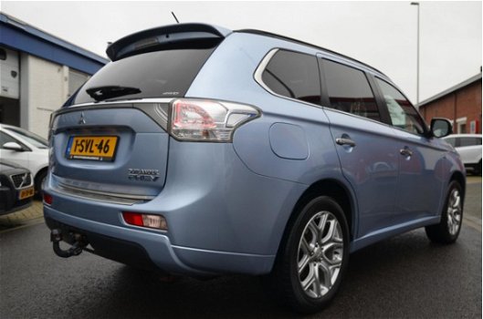 Mitsubishi Outlander - 2.0 PHEV Instyle |Keyless|EX.BTW| - 1