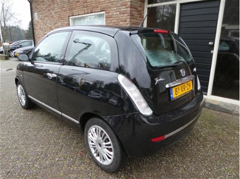 Lancia Y(psilon) - 1.3 Multijet Oro Airco / Dealeronderhouden - 1