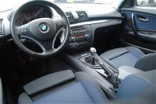 BMW 1-serie - 116i Business Line NL-AUTO NAP 5-DRS SPORT