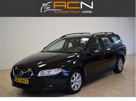 Volvo V70 - 1.6D DRIVe Kinetic Navigatie/Trekhaak/Boekjes aanwezig/Nette staat APK t/m 02-01-2021 - 1