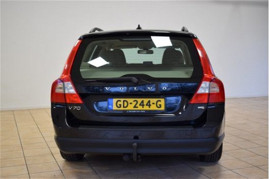 Volvo V70 - 1.6D DRIVe Kinetic Navigatie/Trekhaak/Boekjes aanwezig/Nette staat APK t/m 02-01-2021 - 1