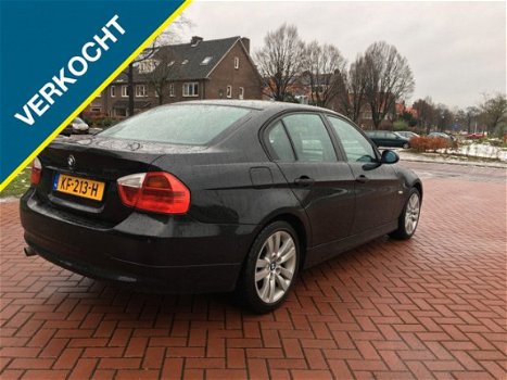 BMW 3-serie - 318i High Executive NAVI CLIMA XENON - 1