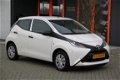 Toyota Aygo - 1.0 VVT-I X-NOW 5 Deurs - Airco - Cruise control - 1 - Thumbnail