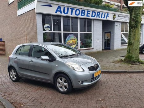 Toyota Yaris - 1.3 VVTi Luna MMT NEW APK Automaat volledig onderhouden Clima Airco parkeersensor - 1