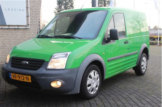 Ford Transit Connect - T220S 1.8 TDCi*A/C*NAVI*HAAK*TEL*PDC - 1