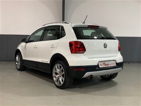 Volkswagen Polo - 1.2 TSI Cross Comfortline Business R Clima / Cruise Controle / Stoel Verw - 1